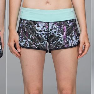 Lululemon Speed Short 4 way stretch